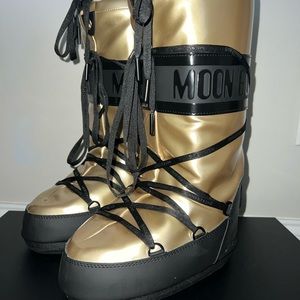 MOON BOOT x GOLDBERGH Collab